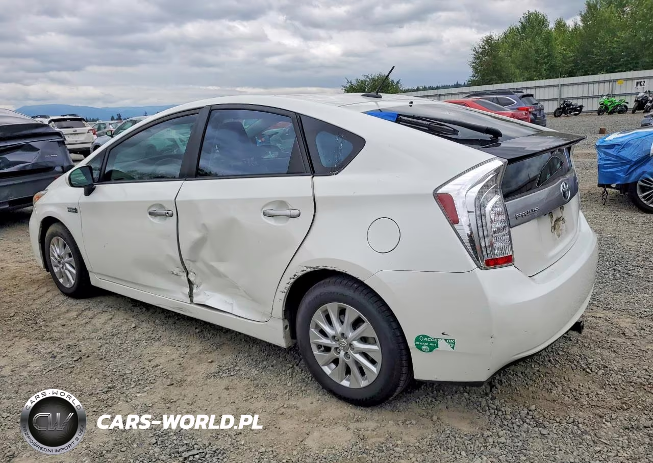 2014 Toyota Prius Plug-In Hybrid Base VIN:JTDKN3DP1E3056733 - 2