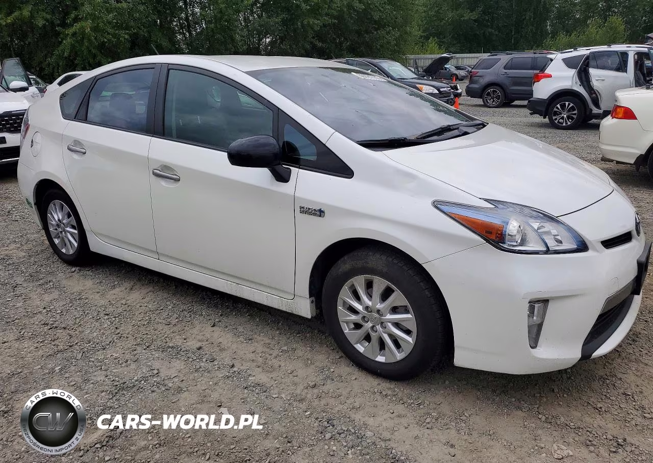 2014 Toyota Prius Plug-In Hybrid Base VIN:JTDKN3DP1E3056733 - 4
