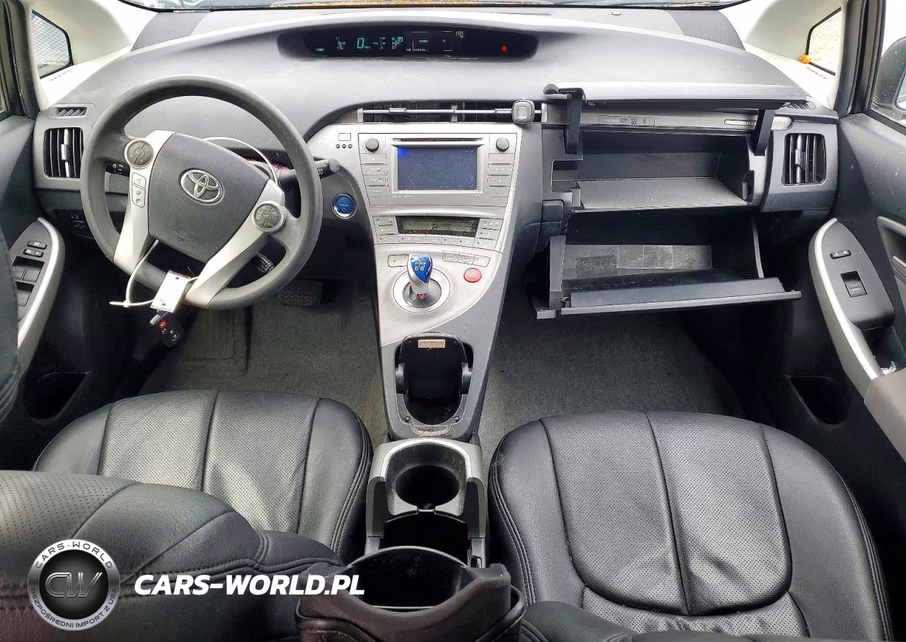 2014 Toyota Prius Plug-In Hybrid Base VIN:JTDKN3DP1E3056733 - 8