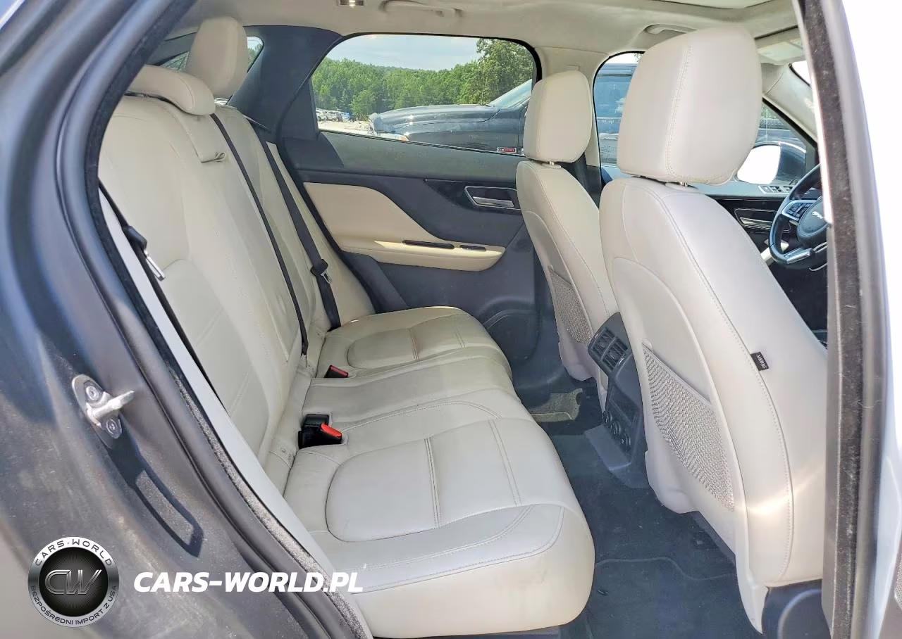 2019 Jaguar F-Pace Prestige VIN:SADCK2GX0KA390654 - 11