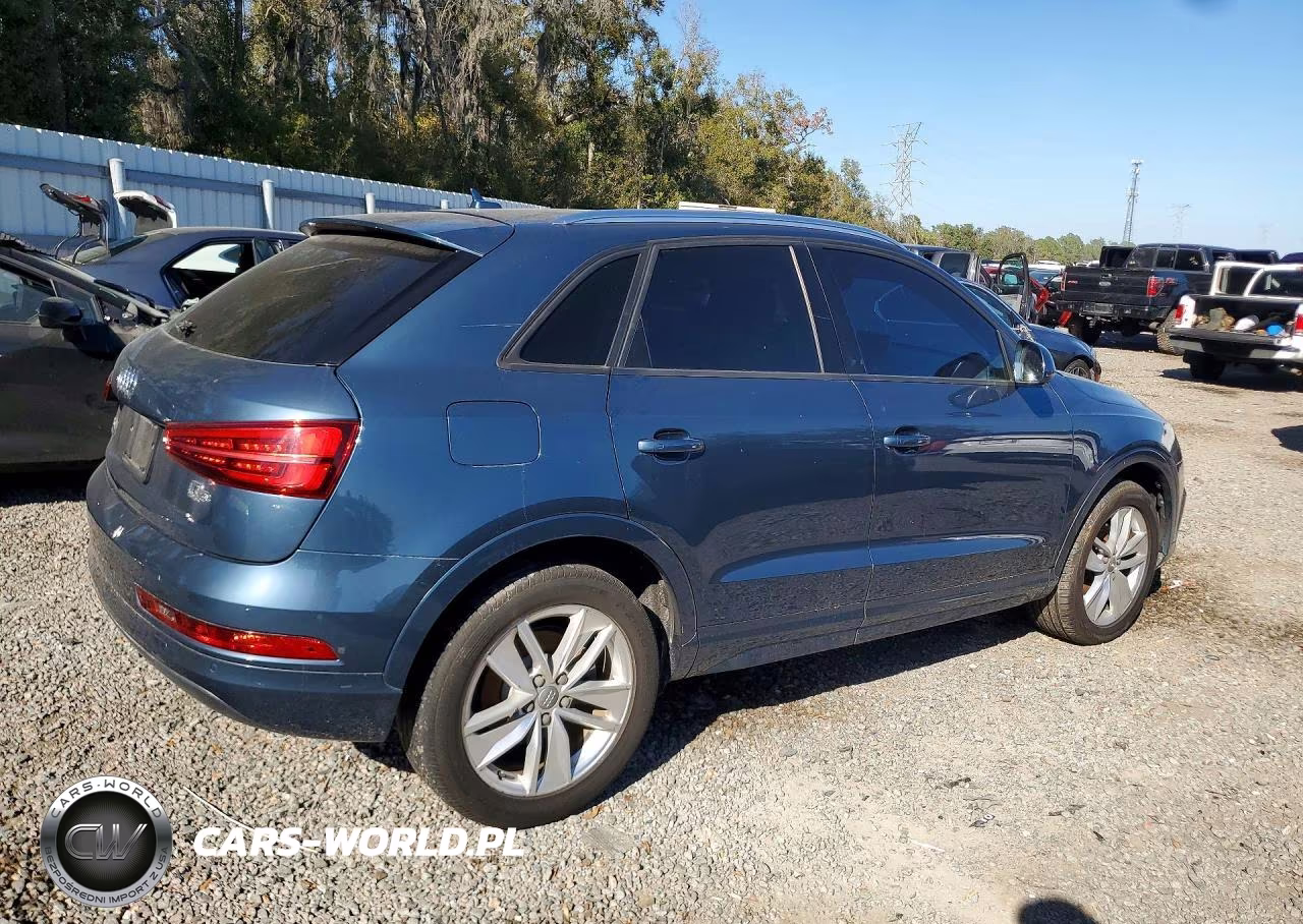 2017 Audi Q3 Premium VIN:WA1ECCFS0HR012366 - 3