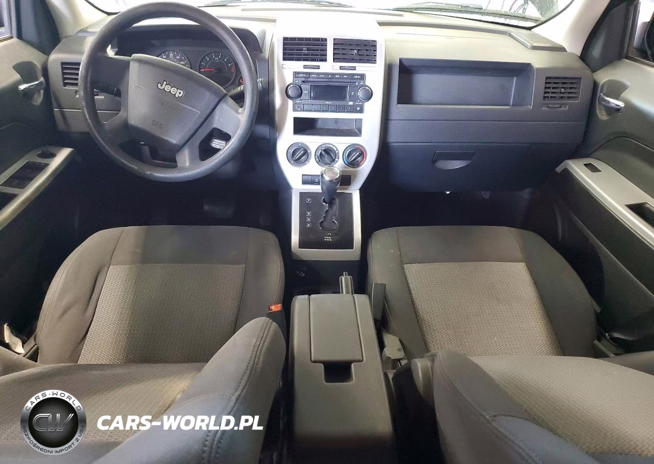 2008 Jeep Patriot Sport VIN:1J8FT28W88D772247 - 8