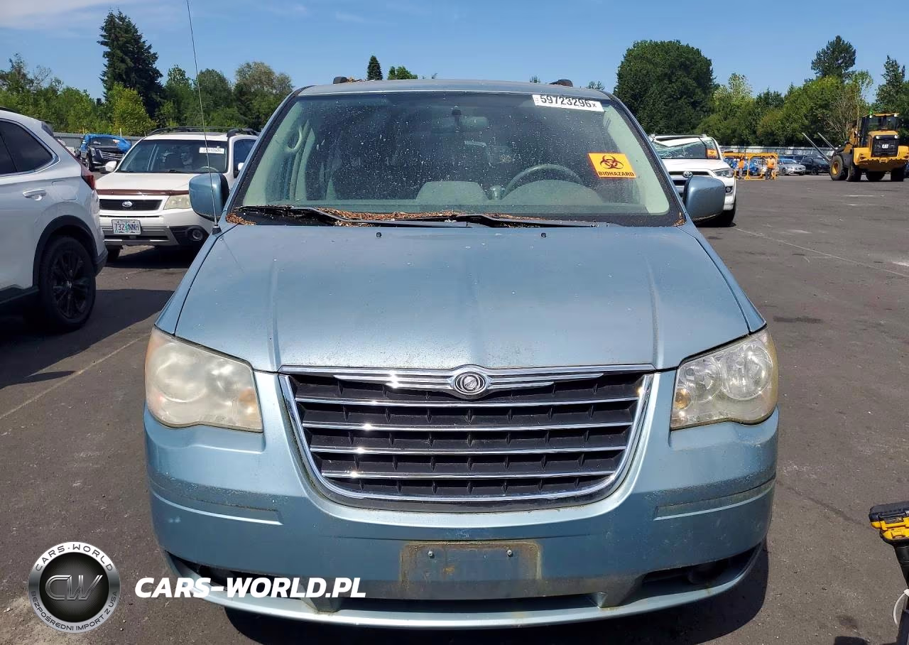 2010 Chrysler Town & Countr VIN:2A4RR5D11AR358805 - 5