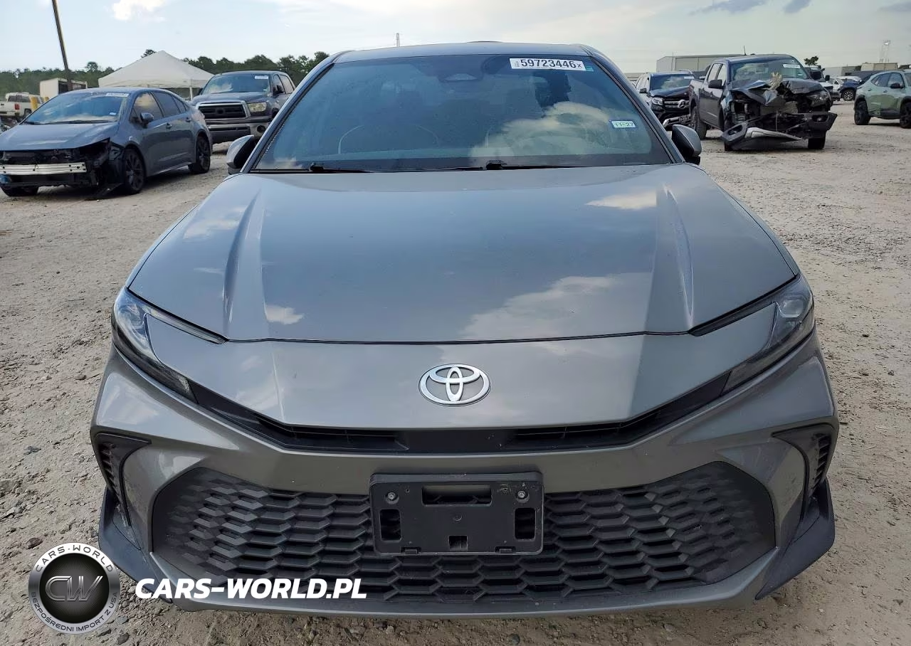 2026 Toyota Camry Se VIN:4T1DAACKXTU673405 - 5