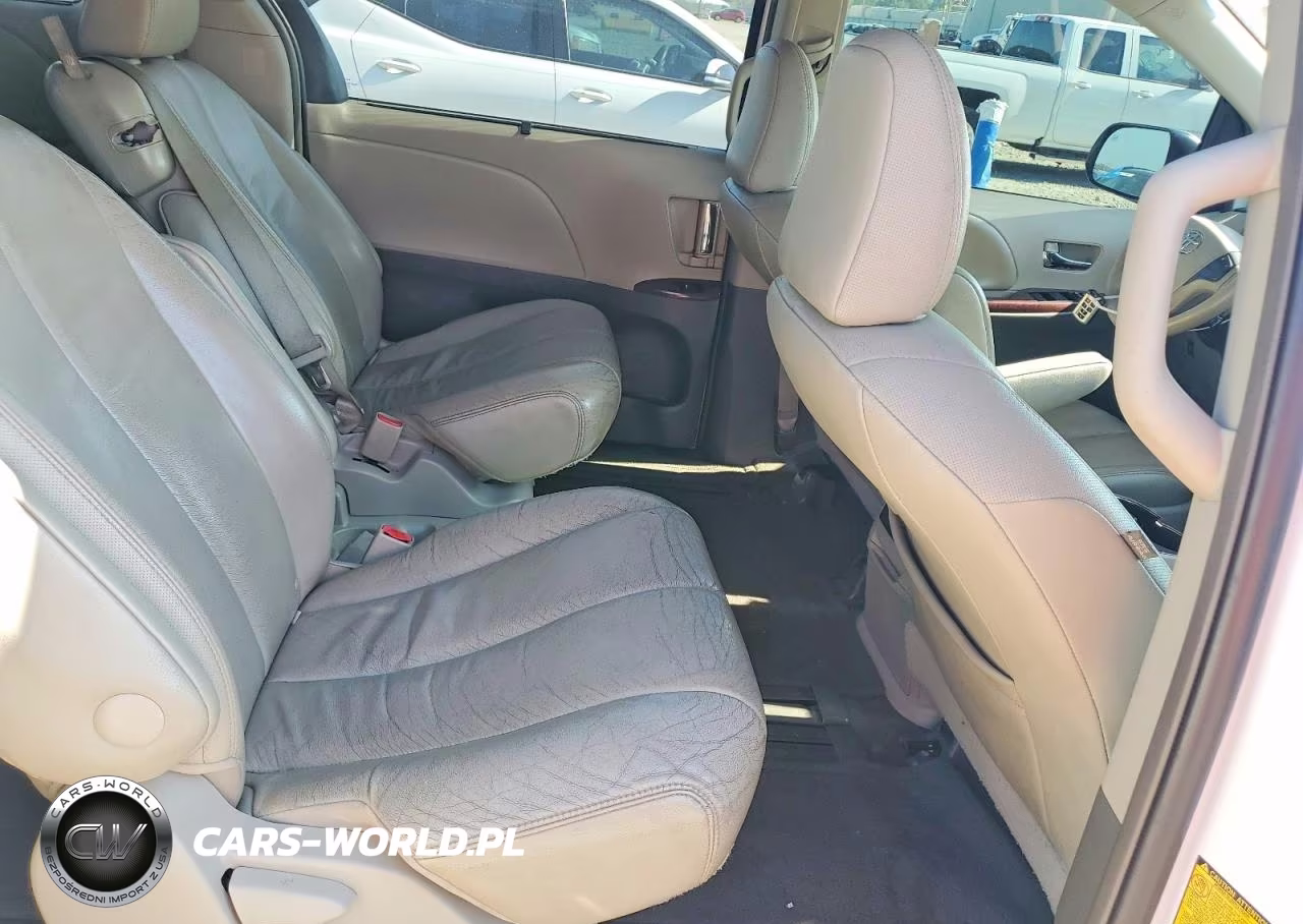 2012 Toyota Sienna Xle 8-Passenger VIN:5TDYK3DC8CS255502 - 11