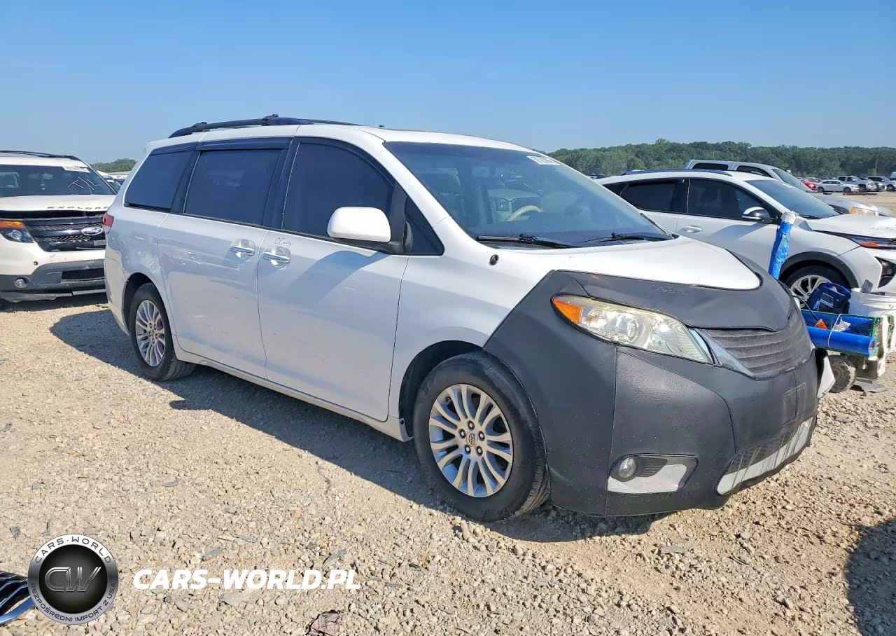 2012 Toyota Sienna Xle 8-Passenger VIN:5TDYK3DC8CS255502 - 4