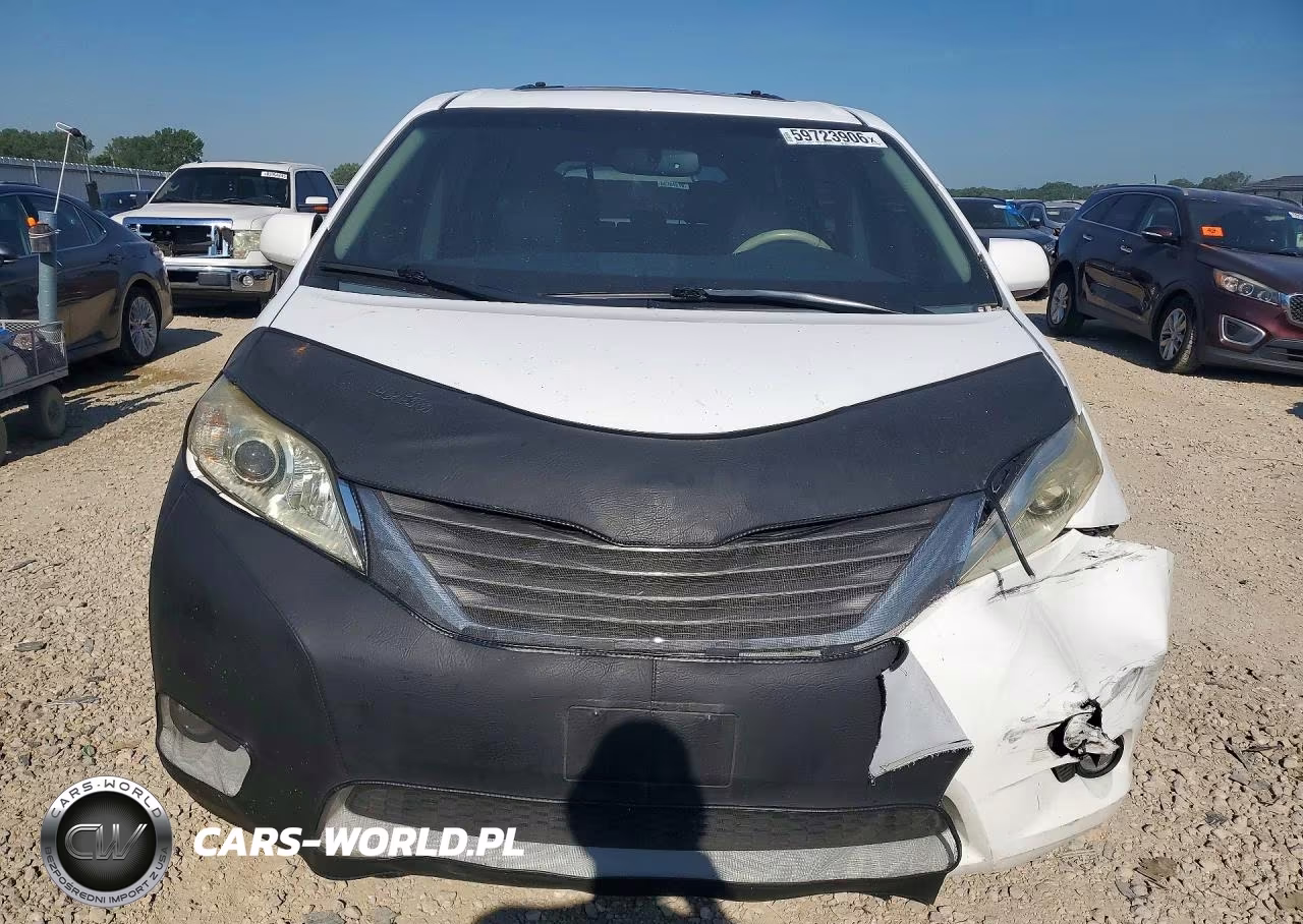 2012 Toyota Sienna Xle 8-Passenger VIN:5TDYK3DC8CS255502 - 5