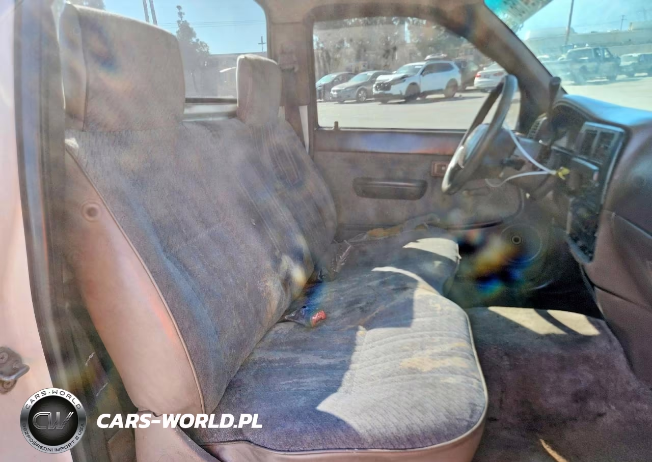 1997 Toyota Tacoma Base VIN:4TANL42N7VZ319567 - 10