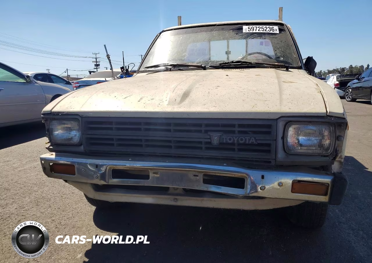 1982 Toyota Pickup - Cab Chassis 1-2 Ton Dlx VIN:JT4RN44D3C0076166 - 5