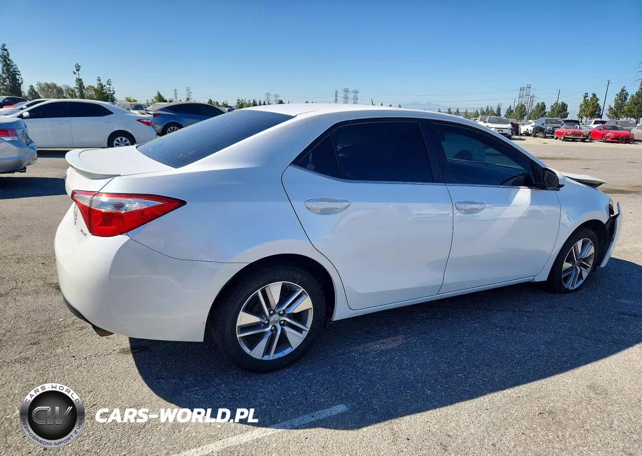 2015 Toyota Corolla Le Eco Plus VIN:5YFBPRHE8FP183543 - 3