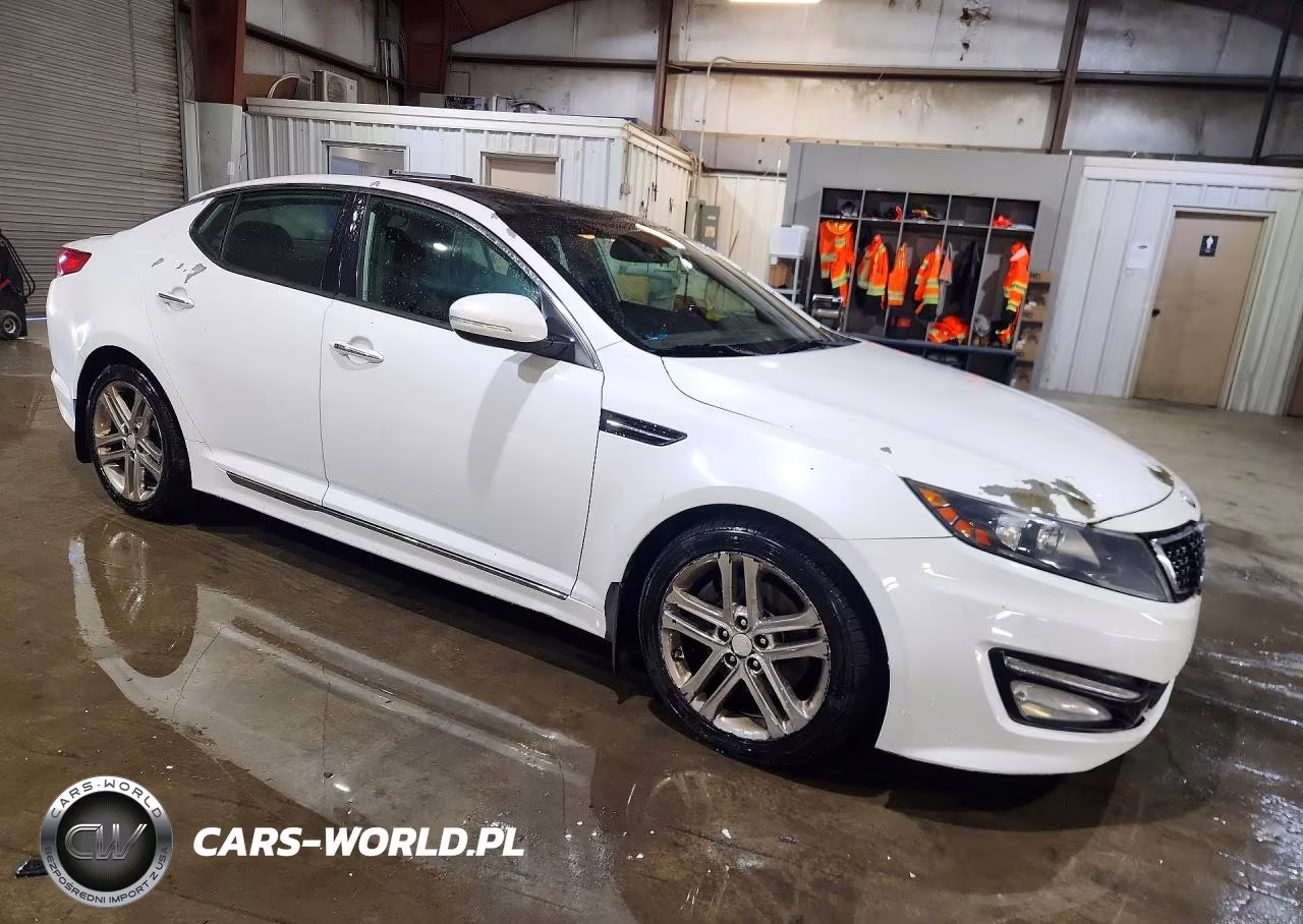 2013 Kia Optima Sx VIN:5XXGR4A60DG098711 - 4