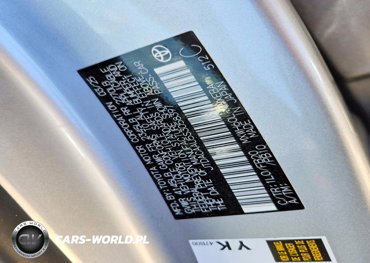 2025 Toyota Prius Le VIN:JTDACAAU5S3058397 - 12