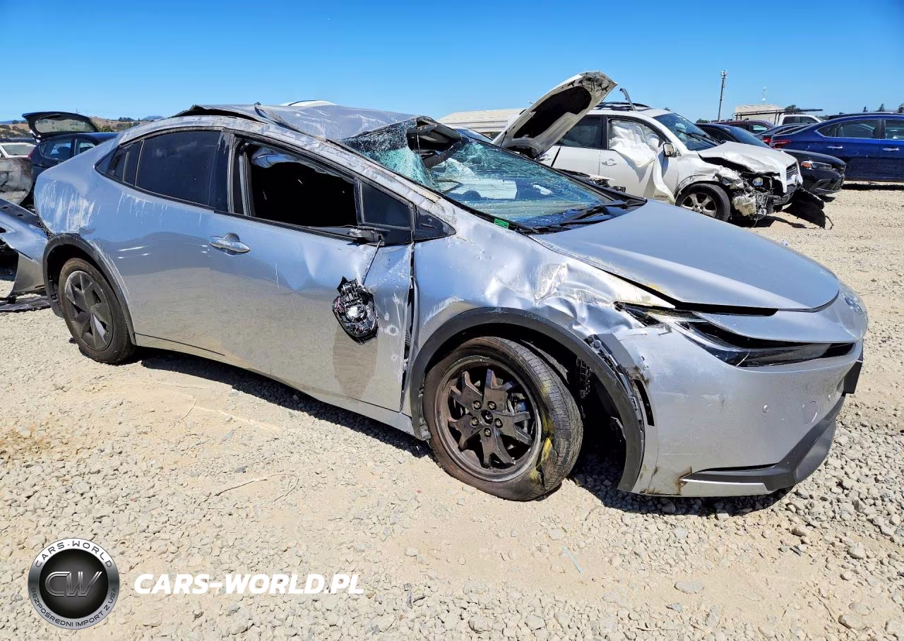2025 Toyota Prius Le VIN:JTDACAAU5S3058397 - 4