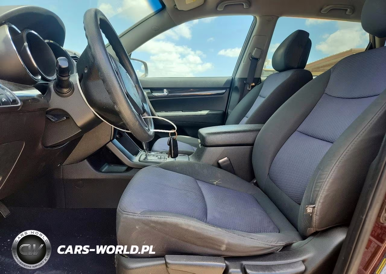 2012 Kia Sorento Lx VIN:5XYKT3A16CG202753 - 7