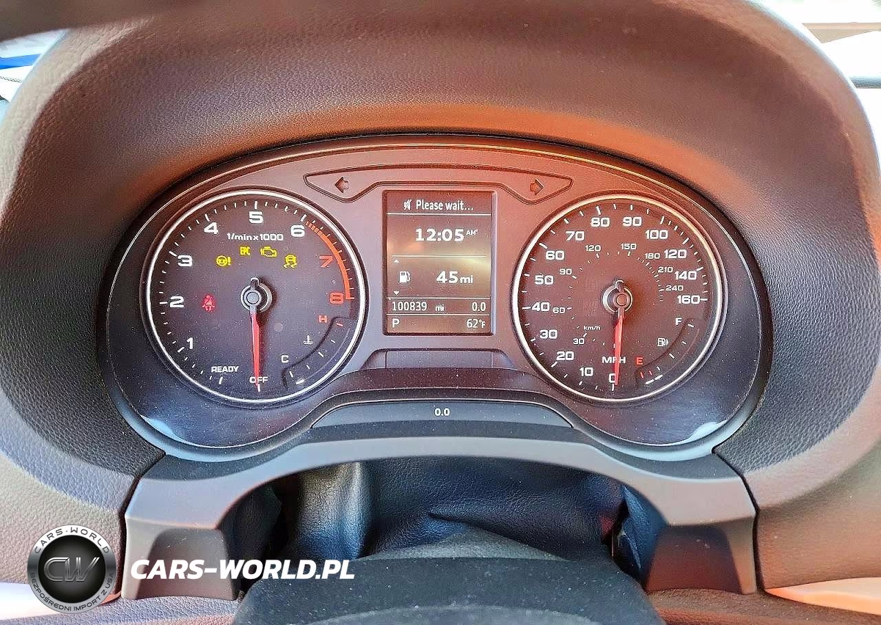 2018 Audi A3 Premium VIN:WAUAUGFF0J1031237 - 9