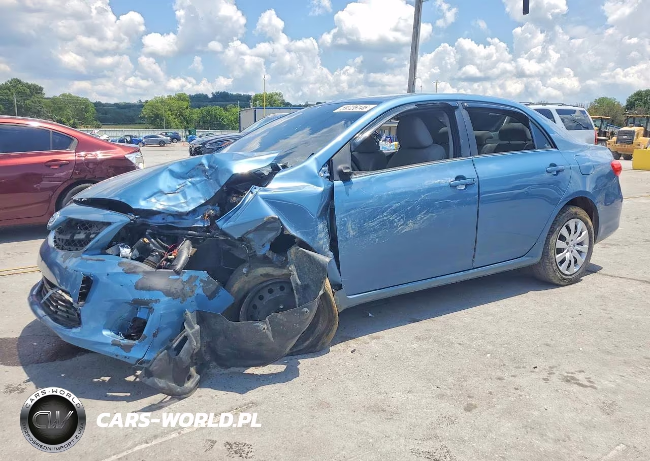 2013 Toyota Corolla Le – zdjęcie 1 z 12