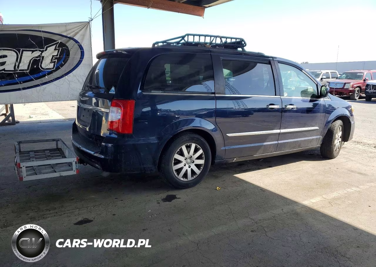 2015 Chrysler Town & Country Touring VIN:2C4RC1BG7FR753750 - 3