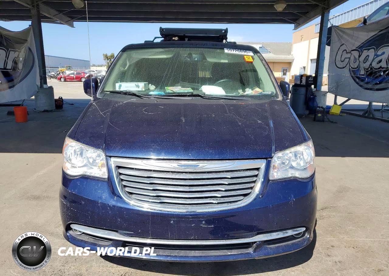 2015 Chrysler Town & Country Touring VIN:2C4RC1BG7FR753750 - 5