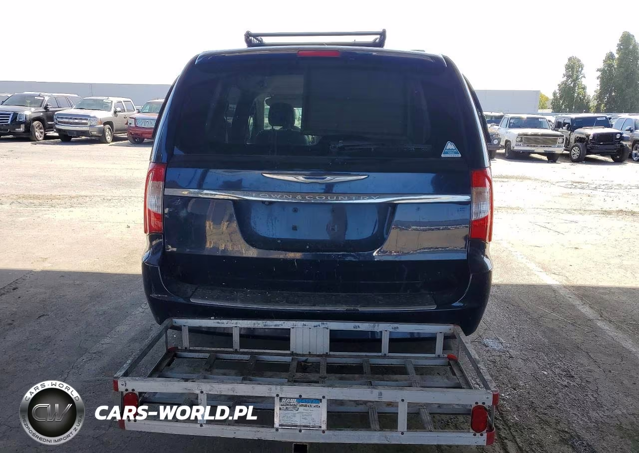 2015 Chrysler Town & Country Touring VIN:2C4RC1BG7FR753750 - 6