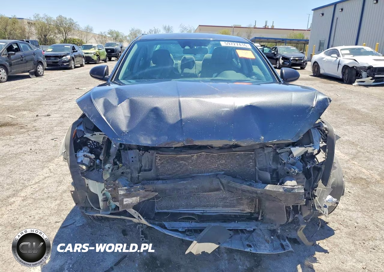2020 Hyundai Elantra Sel VIN:5NPD84LF2LH576424 - 5