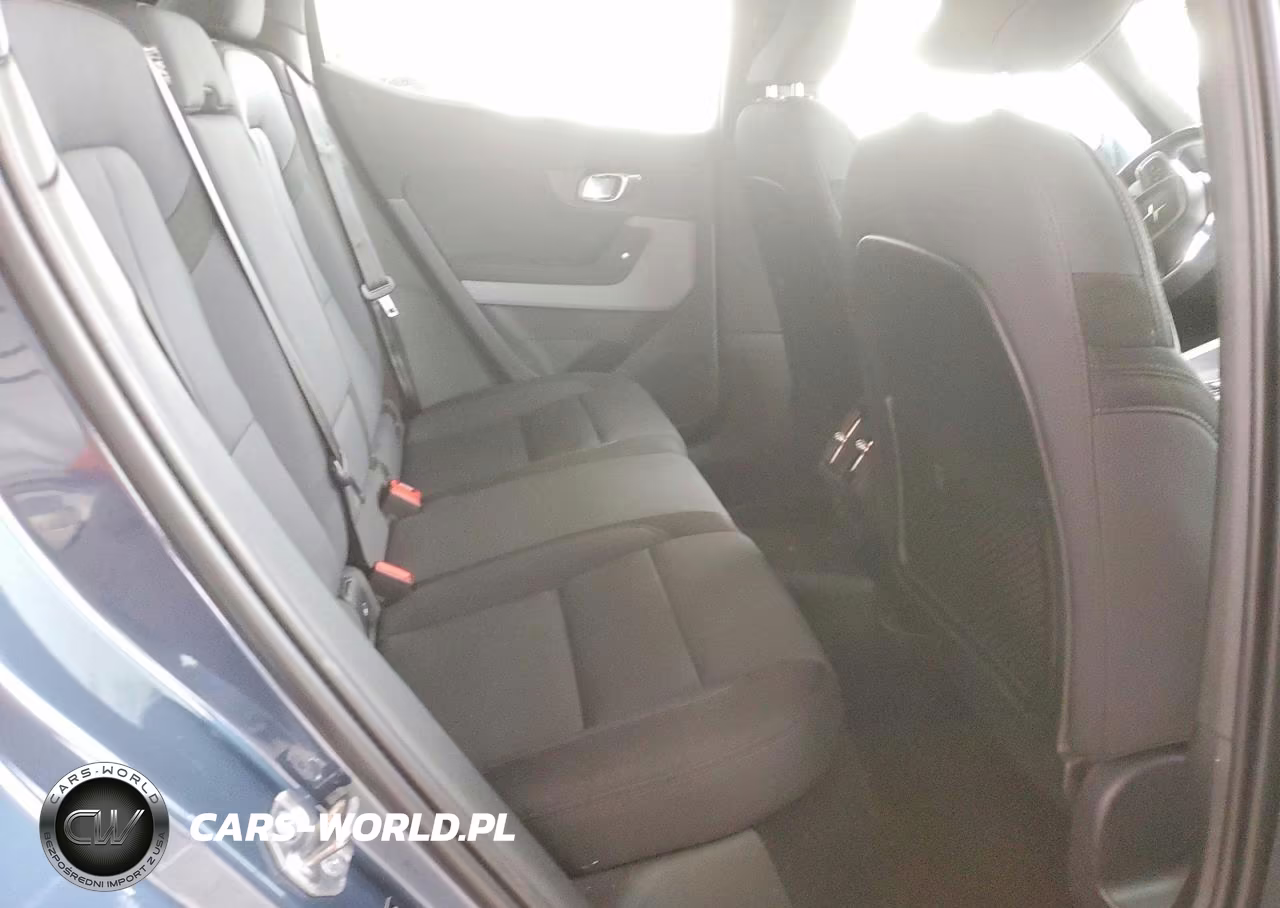 2021 Polestar 2 VIN:LPSED3KAXML018570 - 10