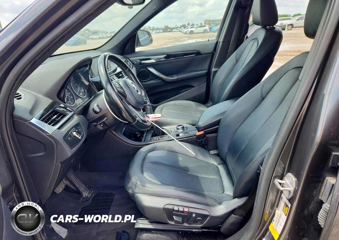 2018 BMW X1 Sdrive28I VIN:WBXHU7C3XJ5H45838 - 7