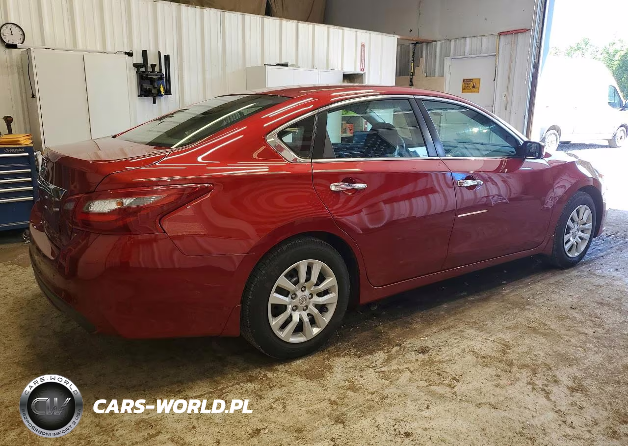 2018 Nissan Altima 2.5 S VIN:1N4AL3APXJC168226 - 3
