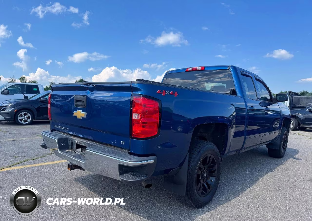 2018 Chevrolet Silverado K1500 Lt VIN:2GCVKREC4J1111440 - 4