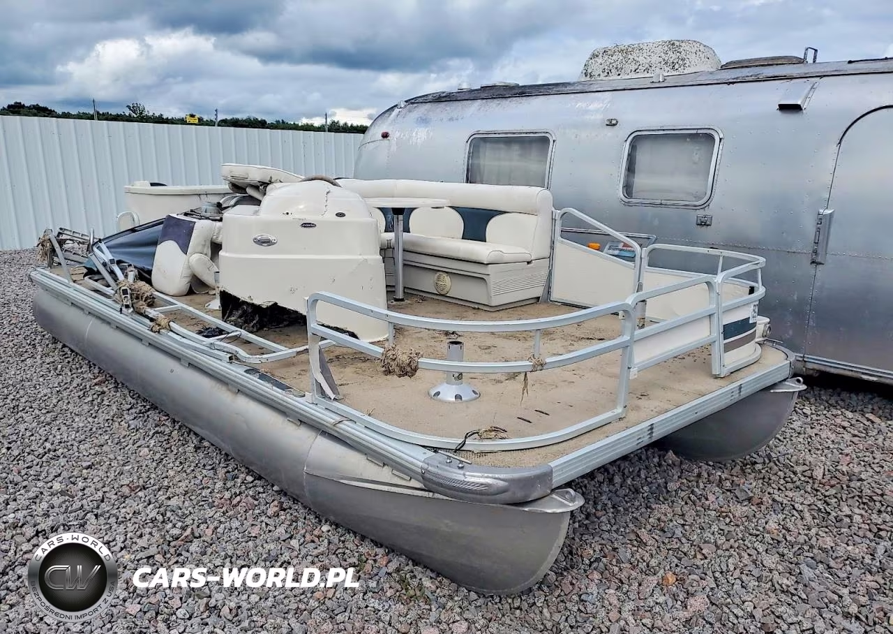 2007 Premier Marine Pontoon