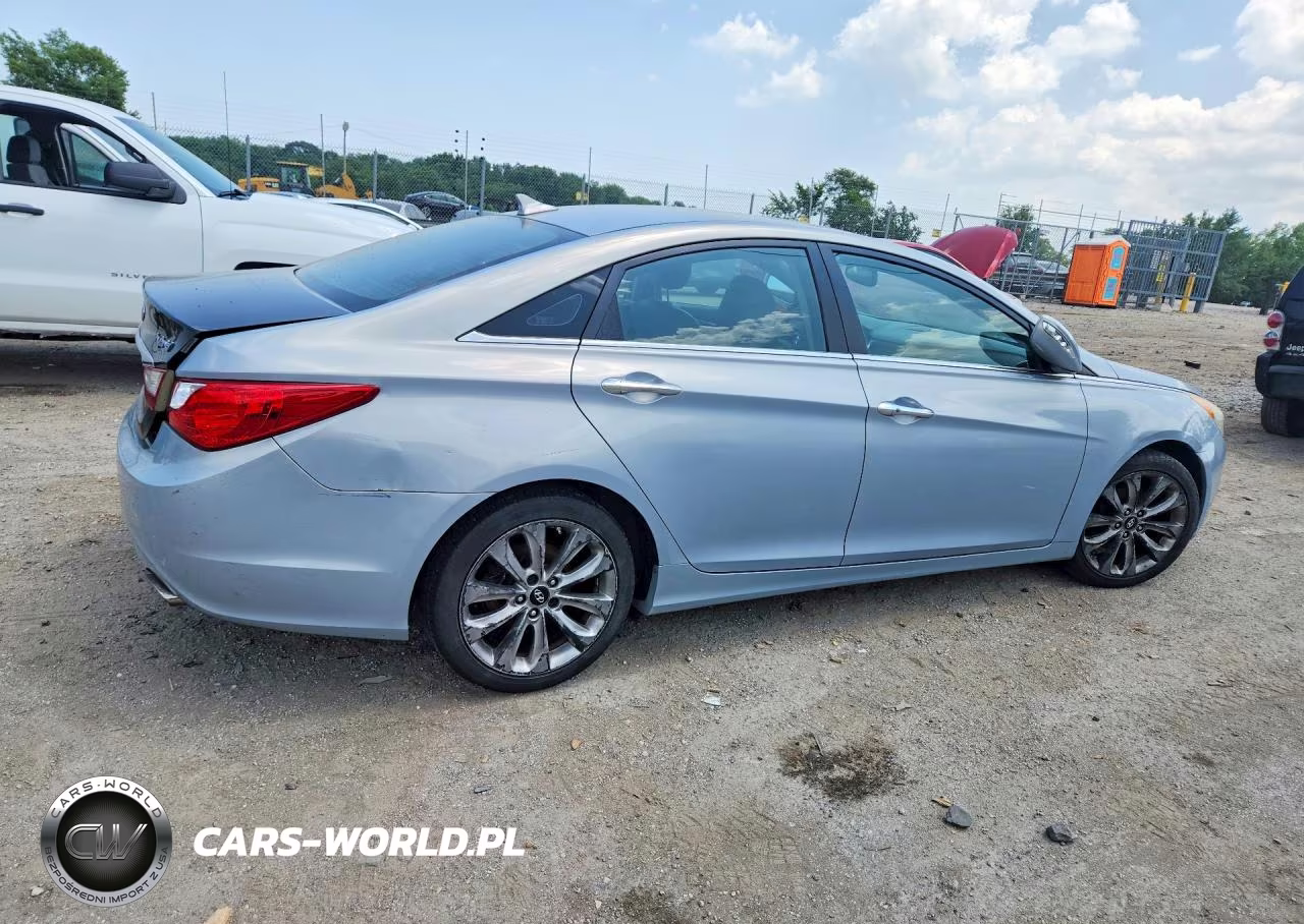 2011 Hyundai Sonata VIN:5NPEC4AB1BH296303 - 3