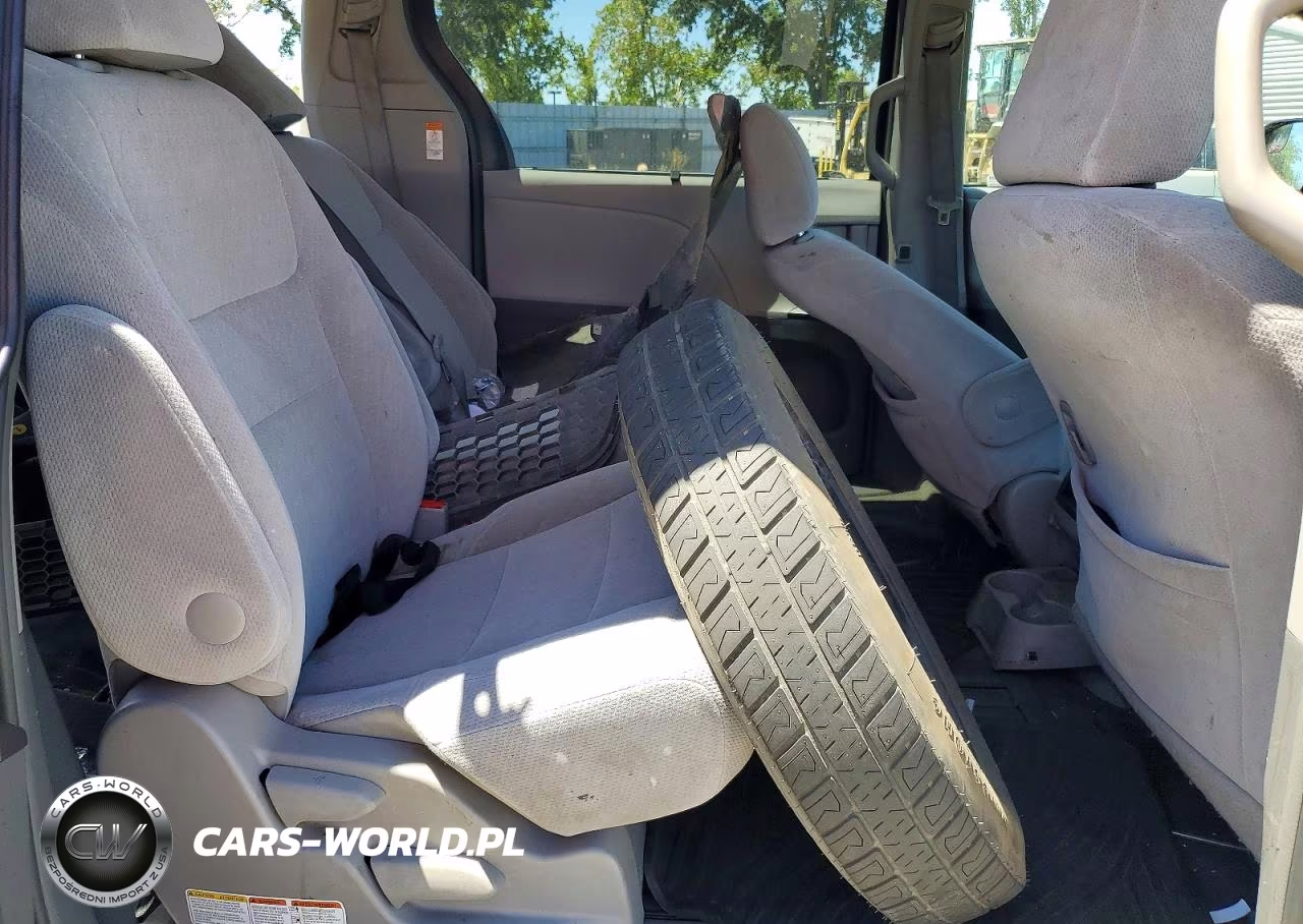 2016 Toyota Sienna Le VIN:5TDKK3DC1GS759160 - 11