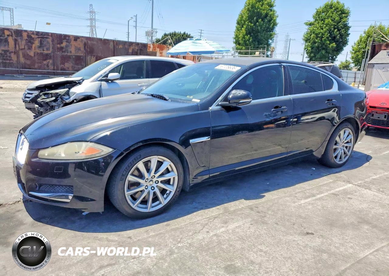 2013 Jaguar Xf