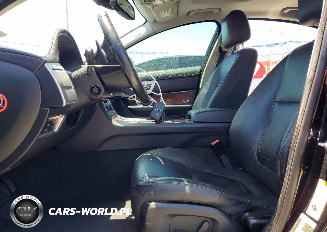 2013 Jaguar Xf VIN:SAJWA0E77D8S70459 - 7