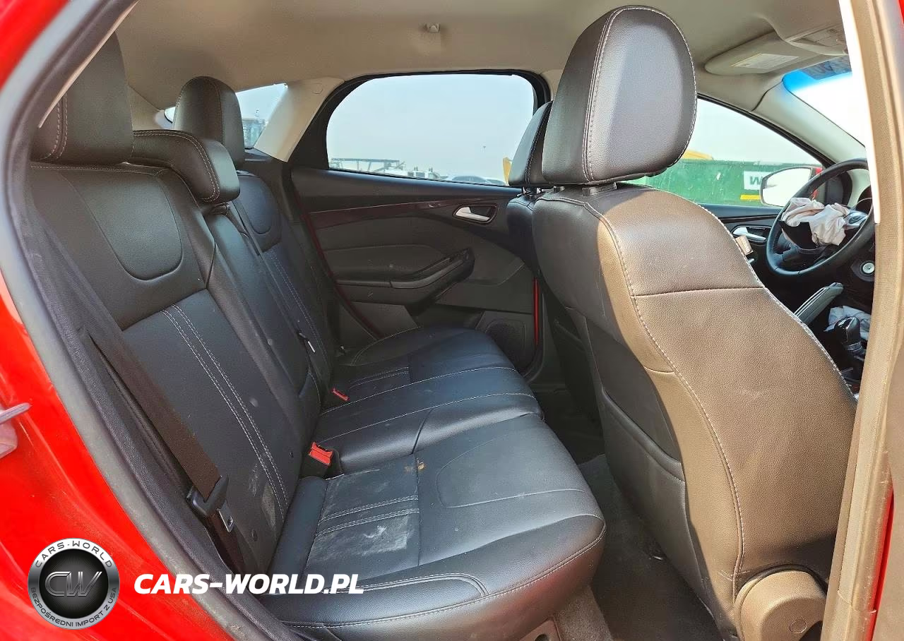 2014 Ford Focus Se VIN:1FADP3K2XEL110224 - 10