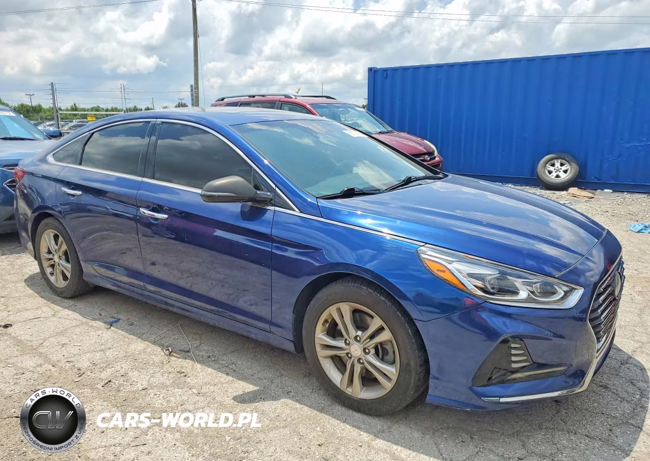 2018 Hyundai Sonata Limited VIN:5NPE34AF8JH609056 - 4