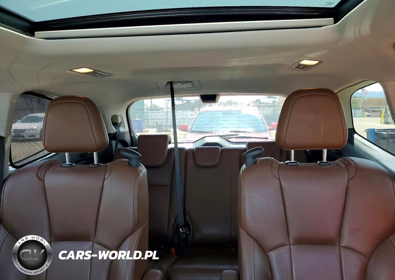 2019 Subaru Ascent Touring VIN:4S4WMARD4K3402451 - 10