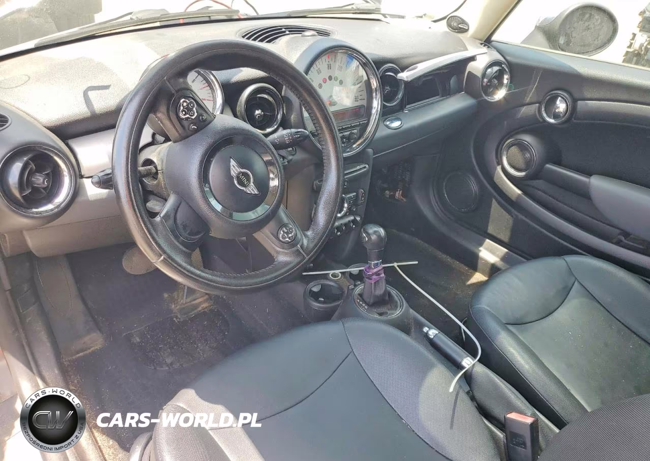 2011 Mini Cooper VIN:WMWSU3C56BT092882 - 8