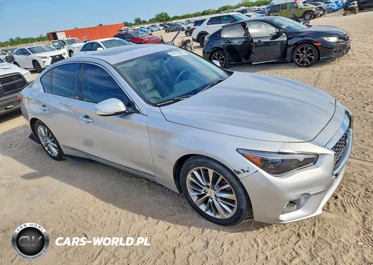 2018 Infiniti Q50 3.0T Luxe VIN:JN1EV7AP5JM590642 - 4