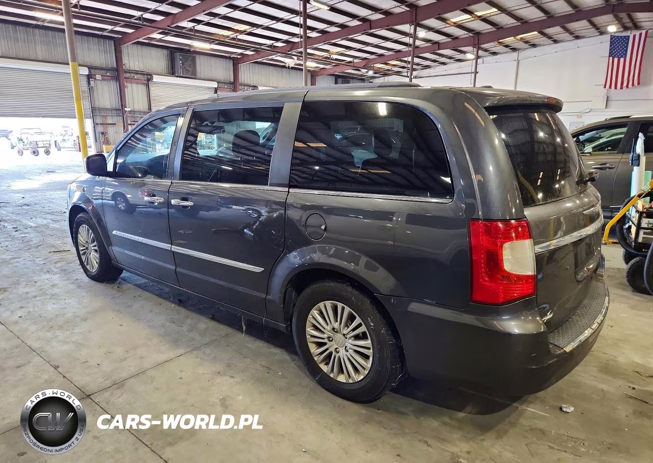 2015 Chrysler Town & Country Touring L VIN:2C4RC1CG6FR507013 - 2