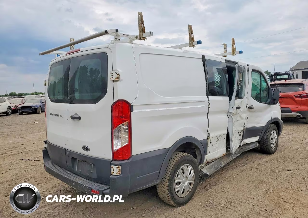 2018 Ford Transit T-250 VIN:1FTYR1ZM2JKB16861 - 3