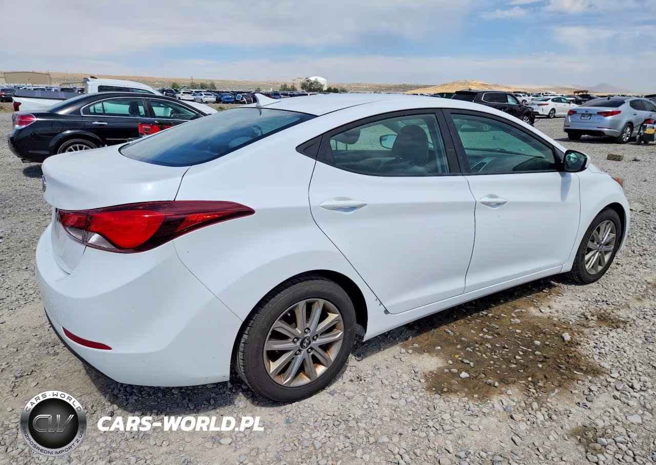 2015 Hyundai Elantra Se VIN:5NPDH4AE0FH623643 - 3