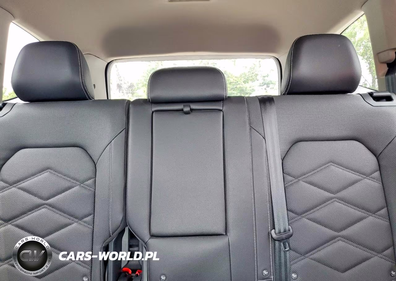 2025 Volkswagen Atlas Se VIN:1V2HR2CA8SC558977 - 10