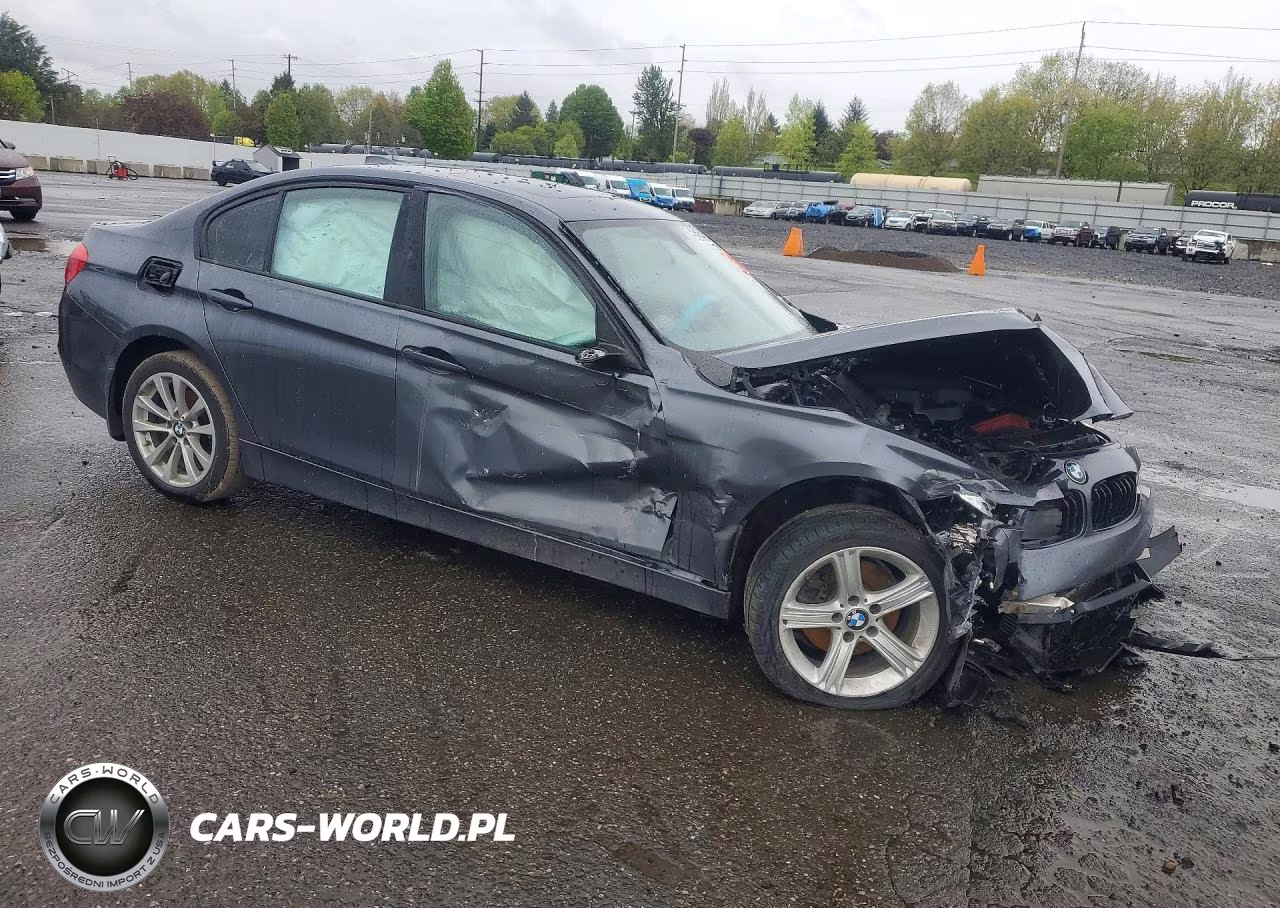 2018 BMW 320 Xi VIN:WBA8A3C54JA499595 - 4