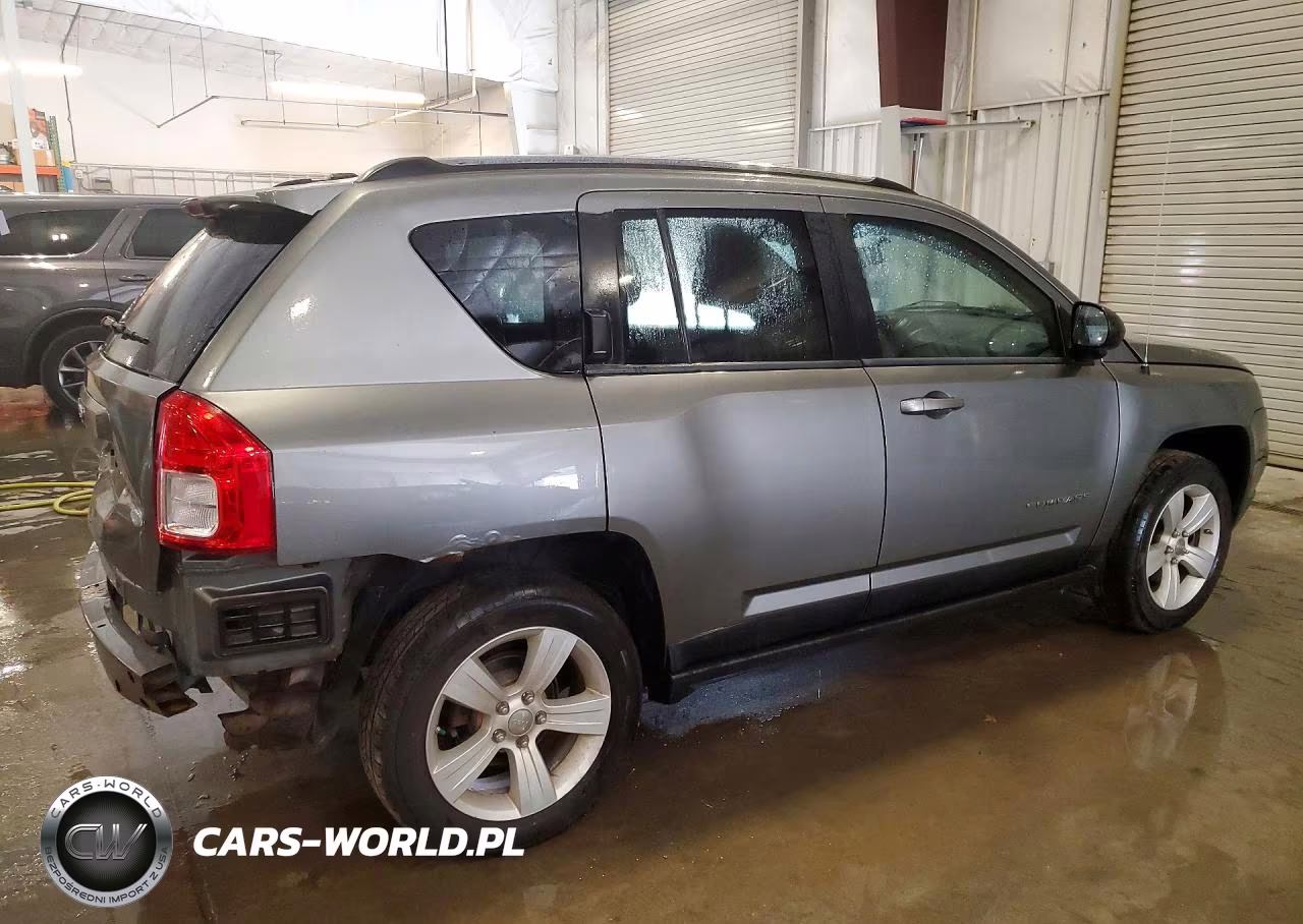 2011 Jeep Compass Sport VIN:1J4NF1FBXBD240164 - 3