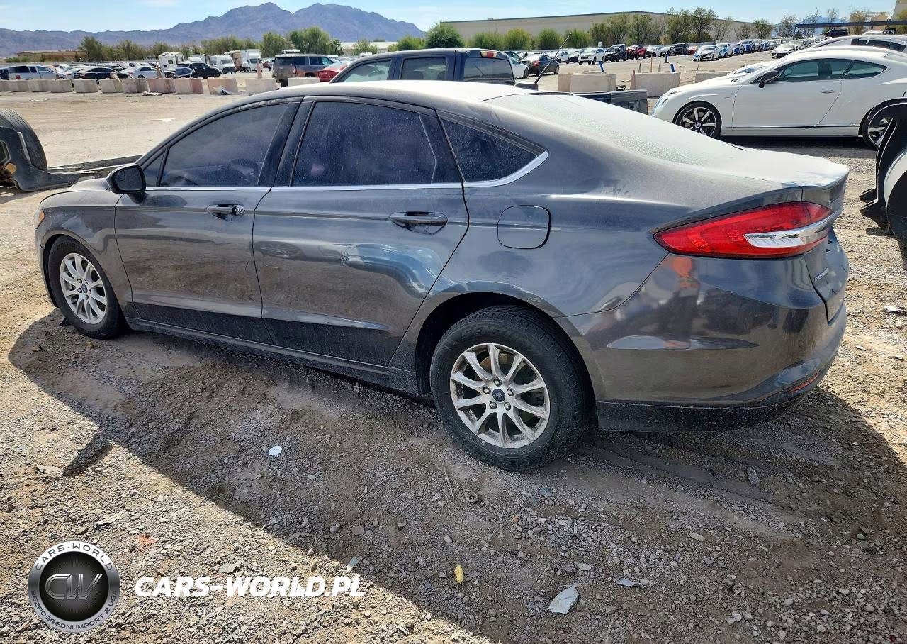 2017 Ford Fusion S VIN:3FA6P0G76HR105779 - 2