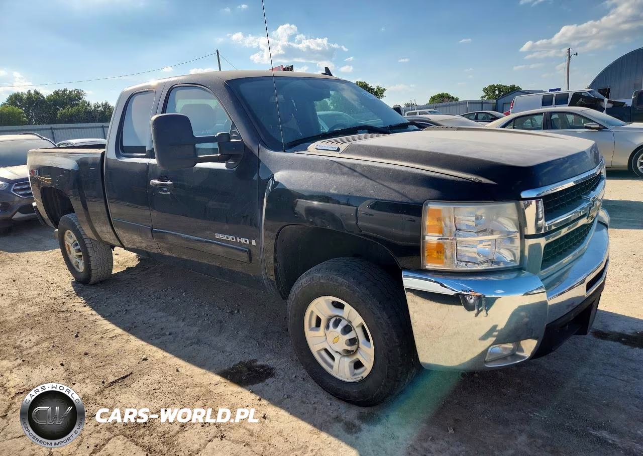 2008 Chevrolet Silverado K2500 Heavy Duty VIN:1GCHK29688E160870 - 4