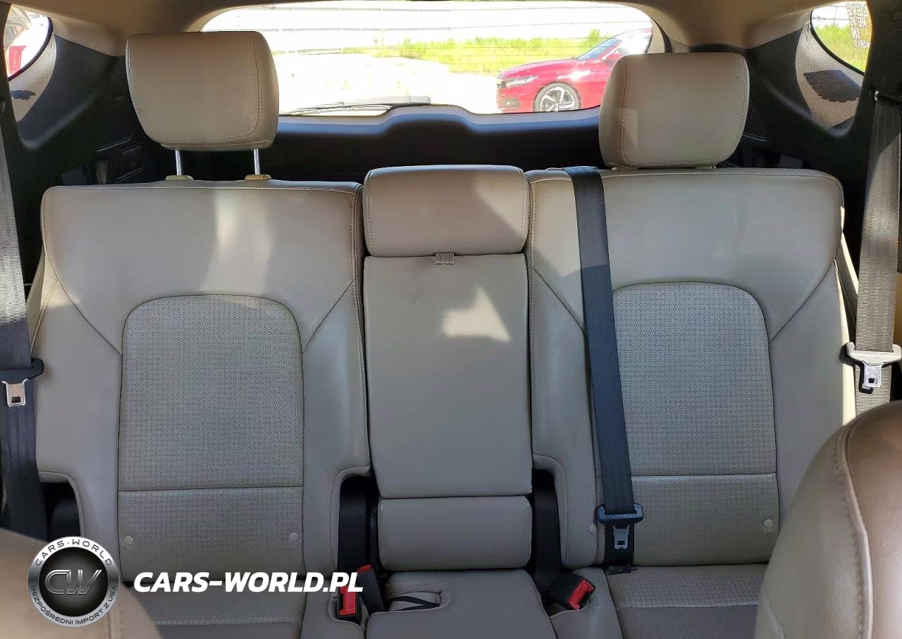 2015 Hyundai Santa Fe Sport 2.4L VIN:5XYZU3LB1FG237562 - 10