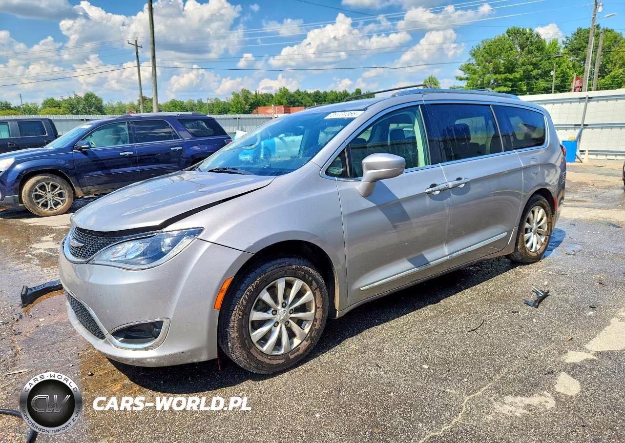 2018 Chrysler Pacifica Touring L