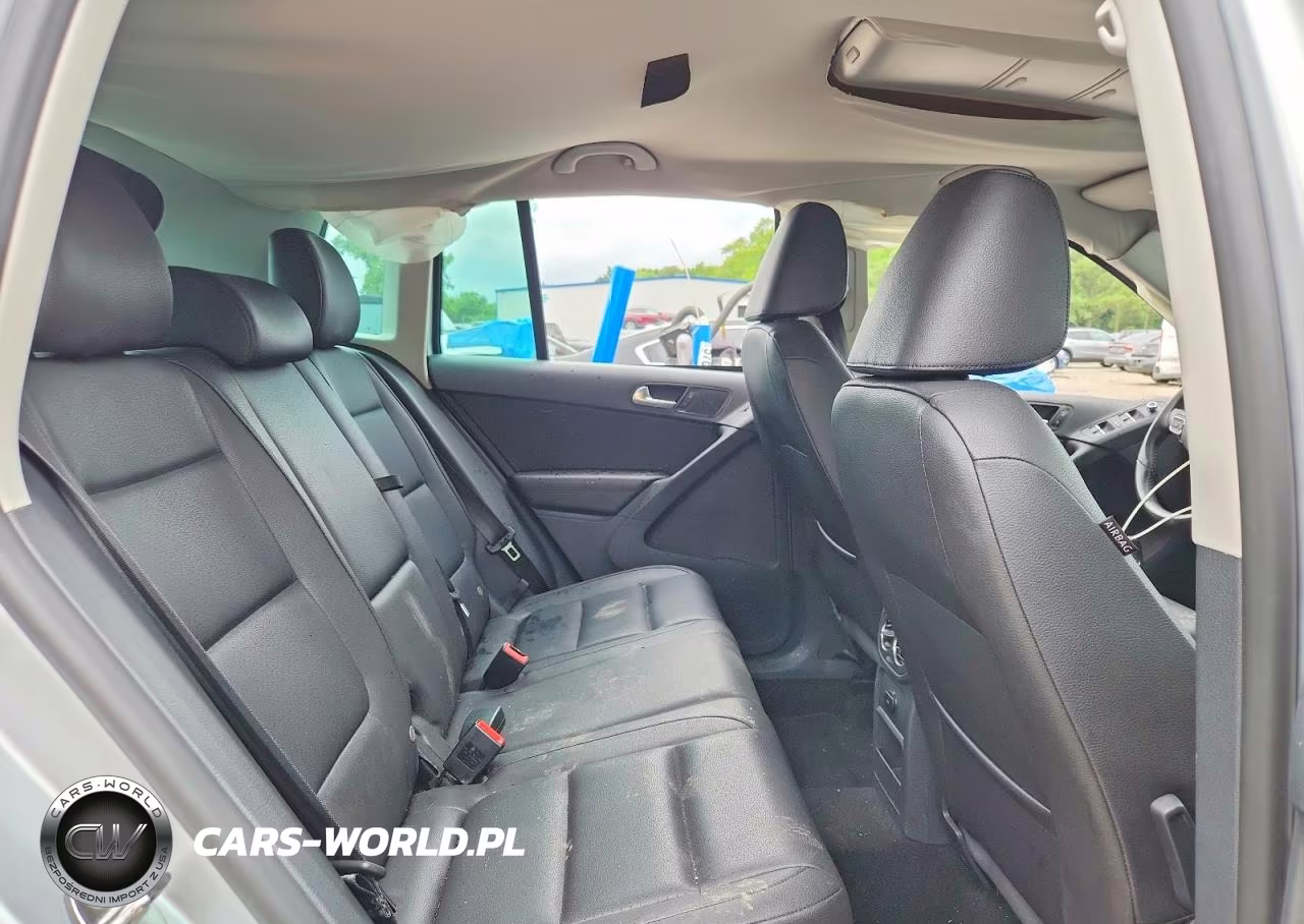 2012 Volkswagen Tiguan S VIN:WVGAV7AX4CW534514 - 11