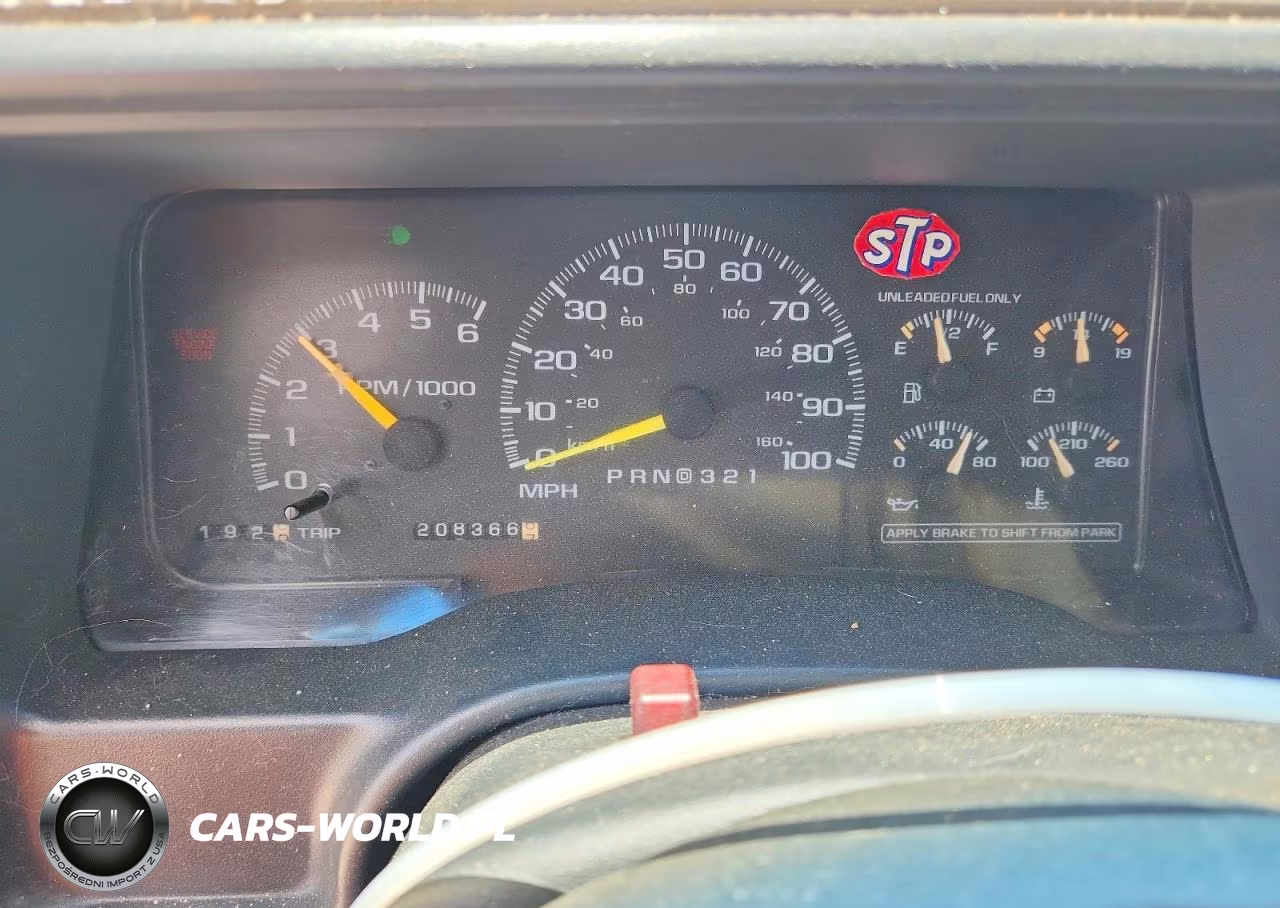 1999 Chevrolet Tahoe C1500 VIN:1GNEC13R9XJ570653 - 9